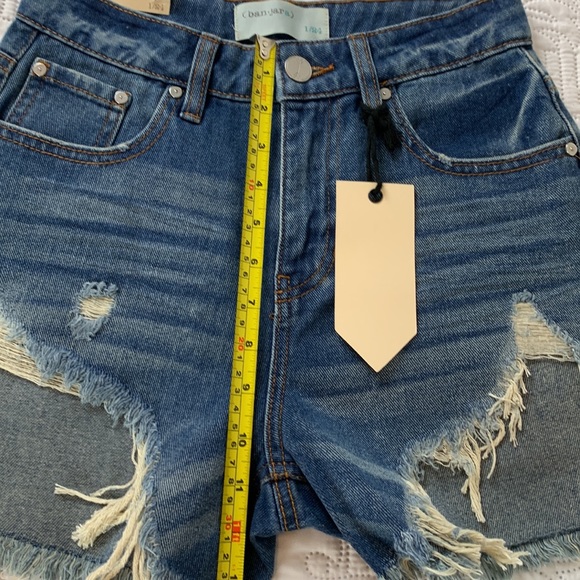 NWT Distressed Denim Shorts - Picture 6 of 9